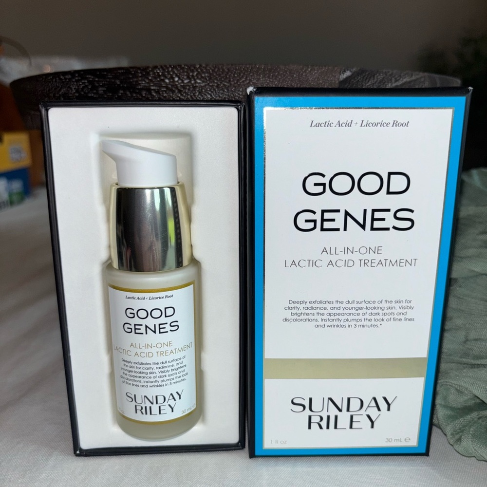 Sunday Riley Good Genes All-In-One Lactic Acid Treatment 1 fl oz • Exfoliate - Picture 3 of 12